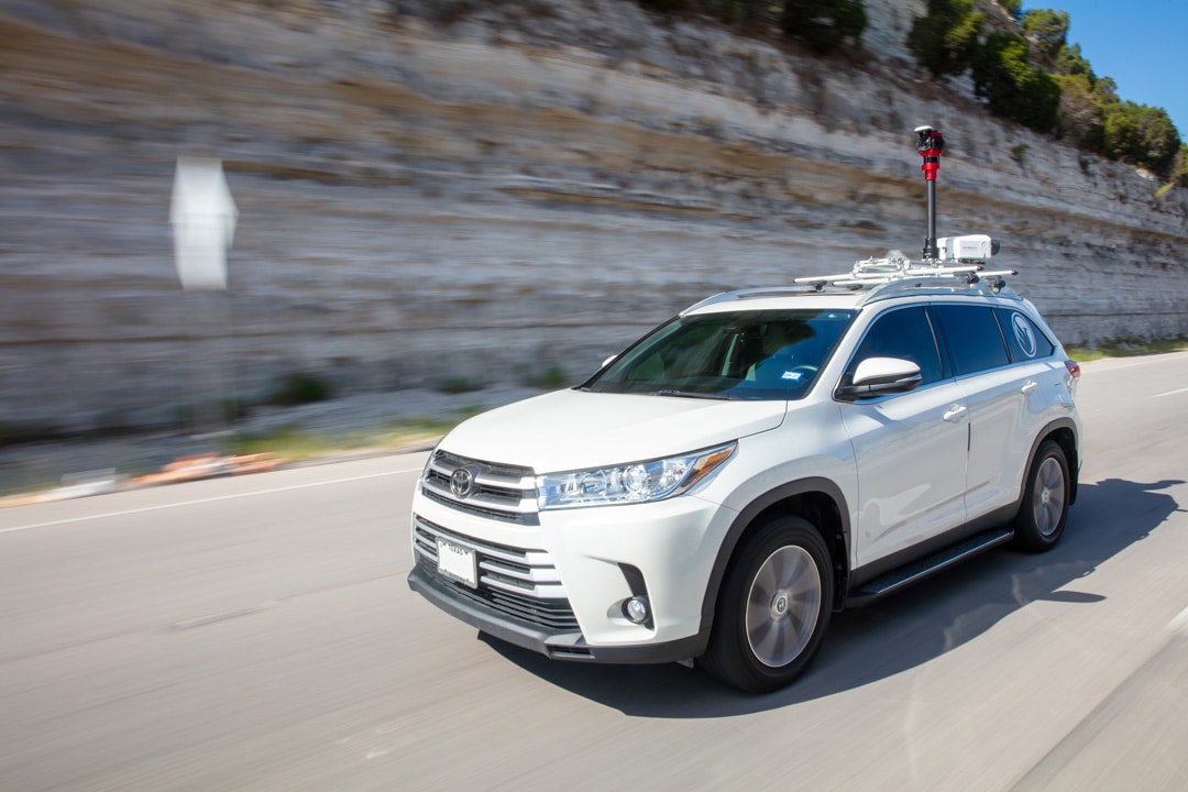 Toyota Highlander with LiDAR roof rack integration kit